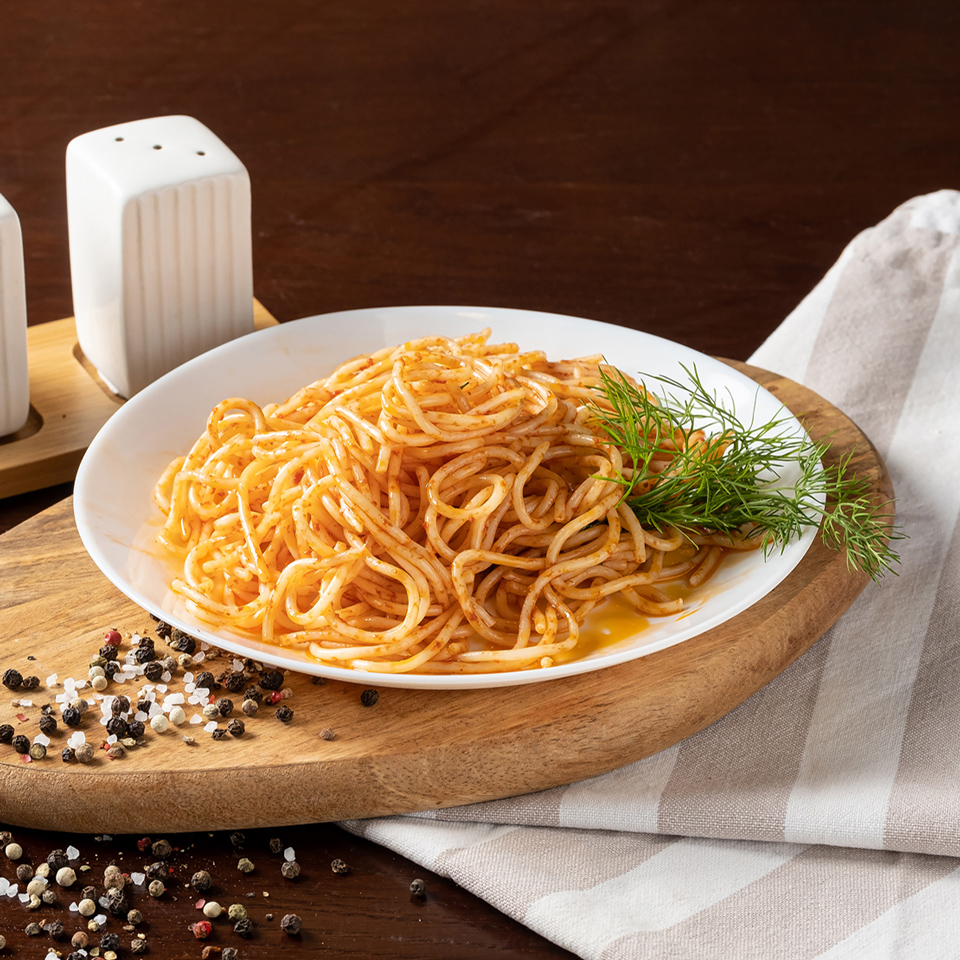 <p>Спагетти с зеленым маслом</p>